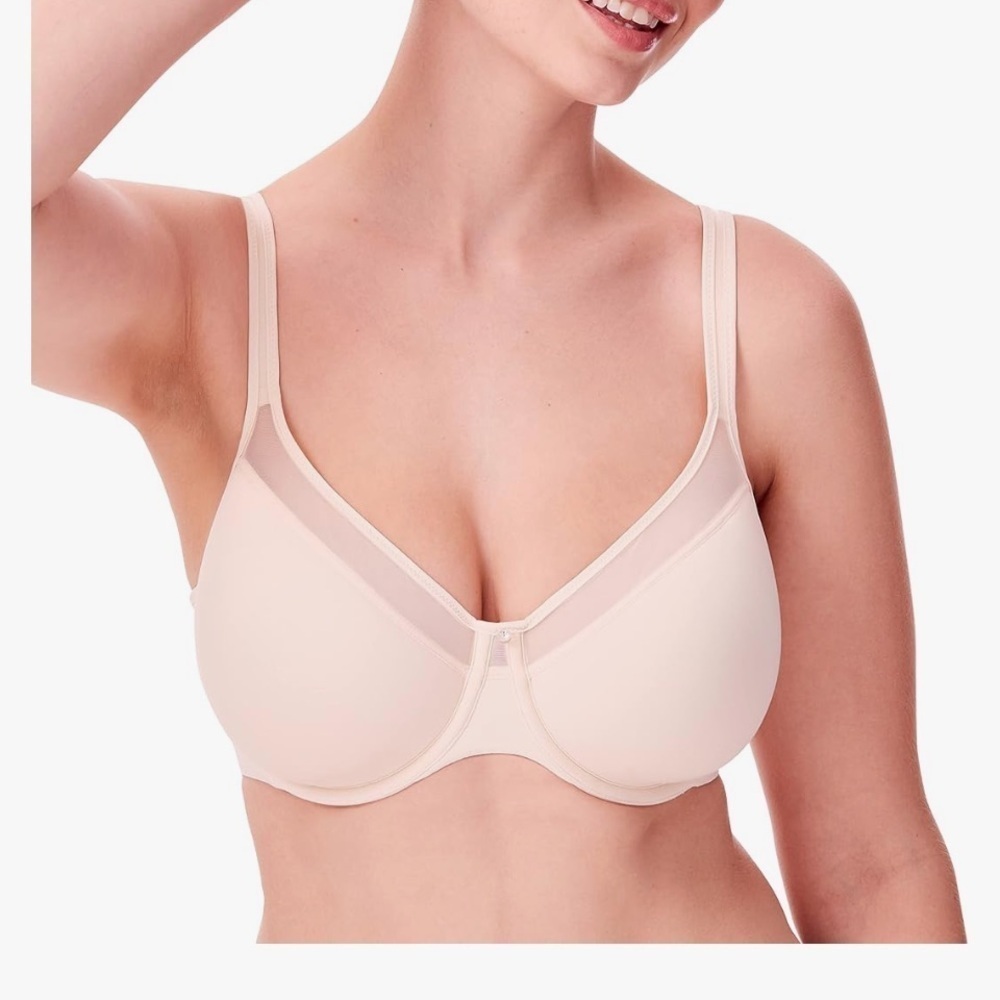 NWT Bali Women's Underwire, One Smooth U Ultra Light T-Shirt, Convertible Bra